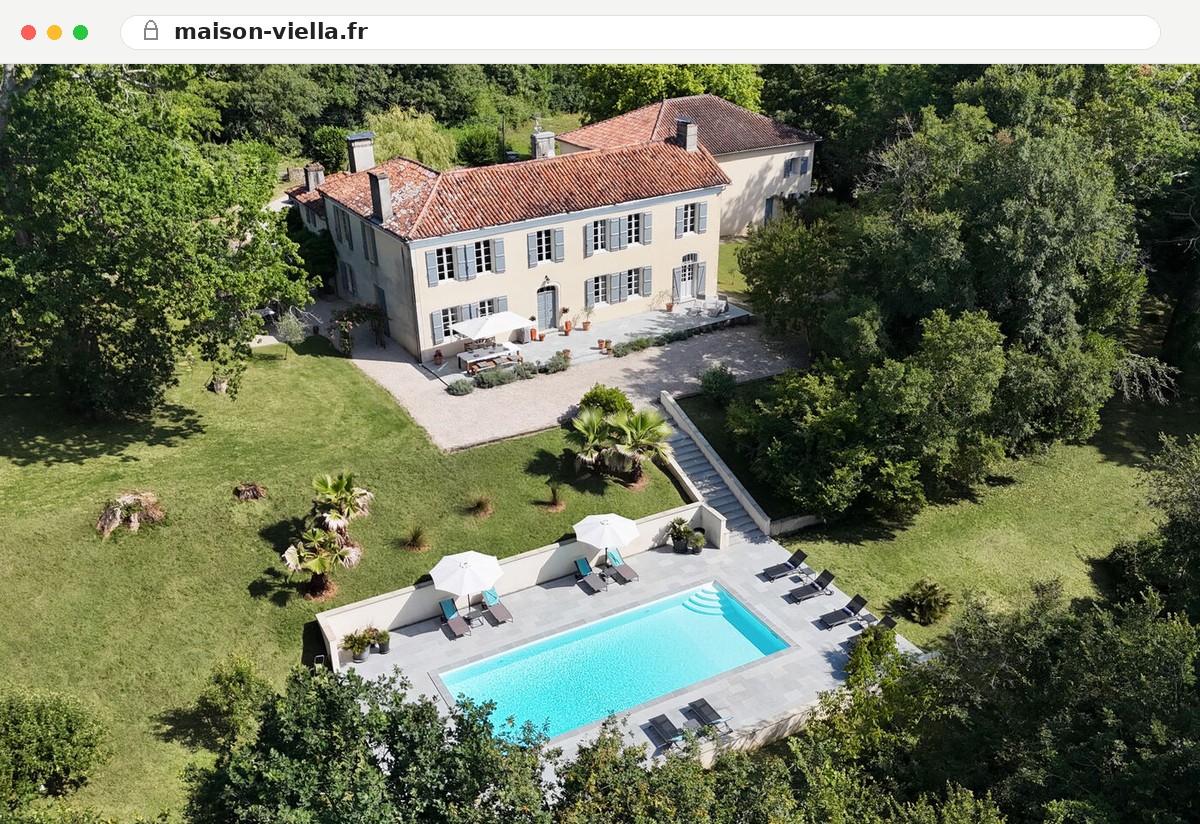Illustration de l'étiquetage IA obligatoire sur les photos immobilières